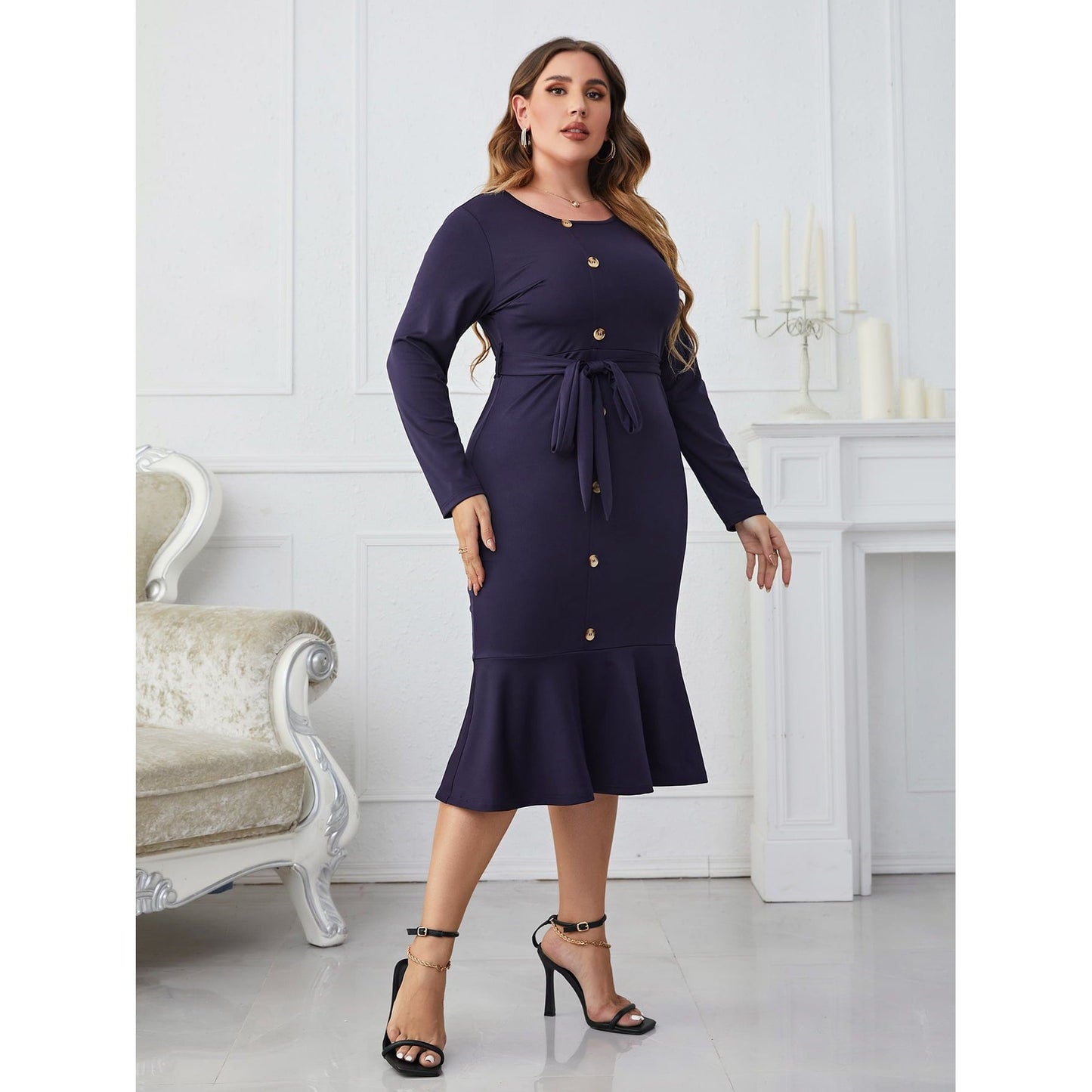 Buttoned Round Neck Midi Dress