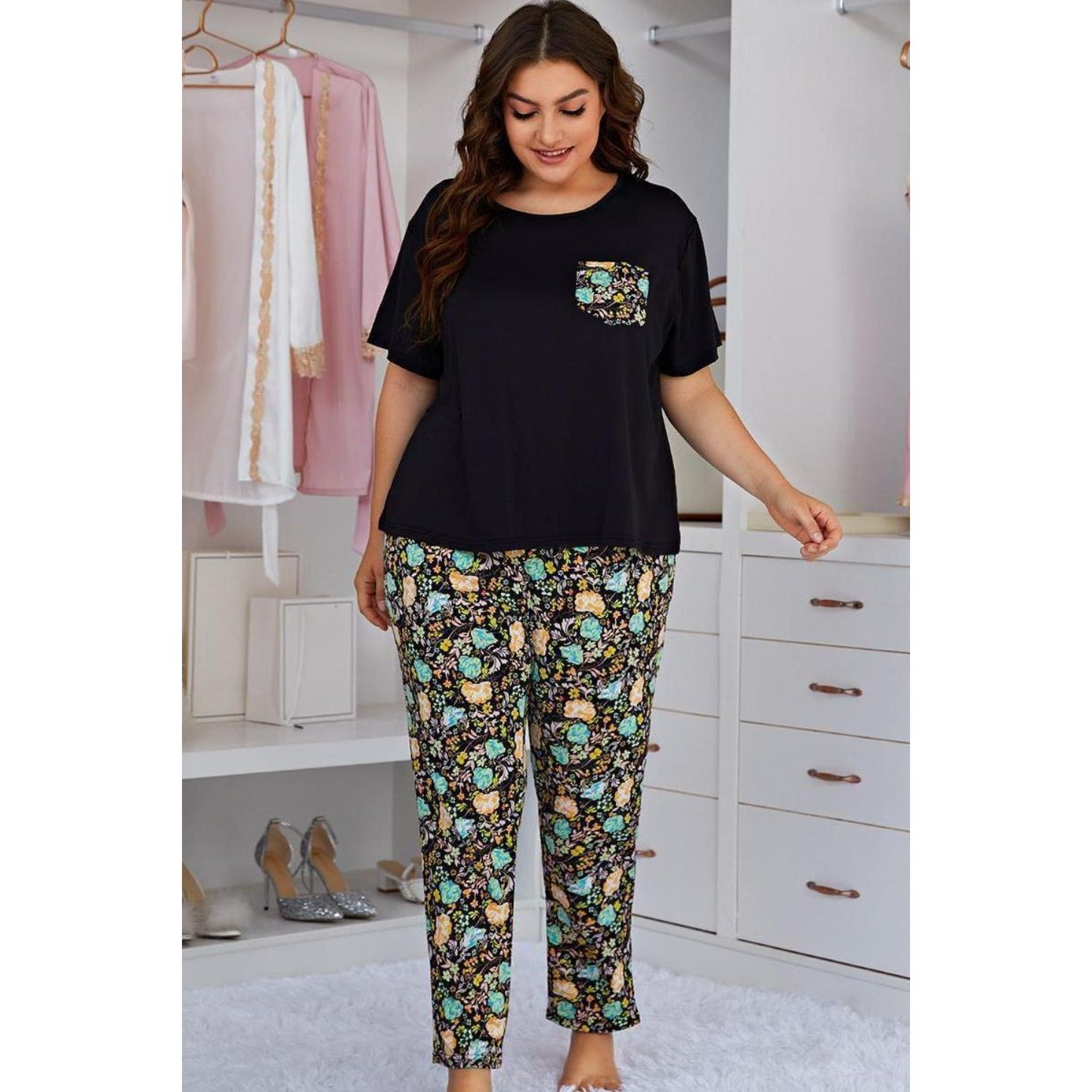 Contrast Tee & Floral Pants Set