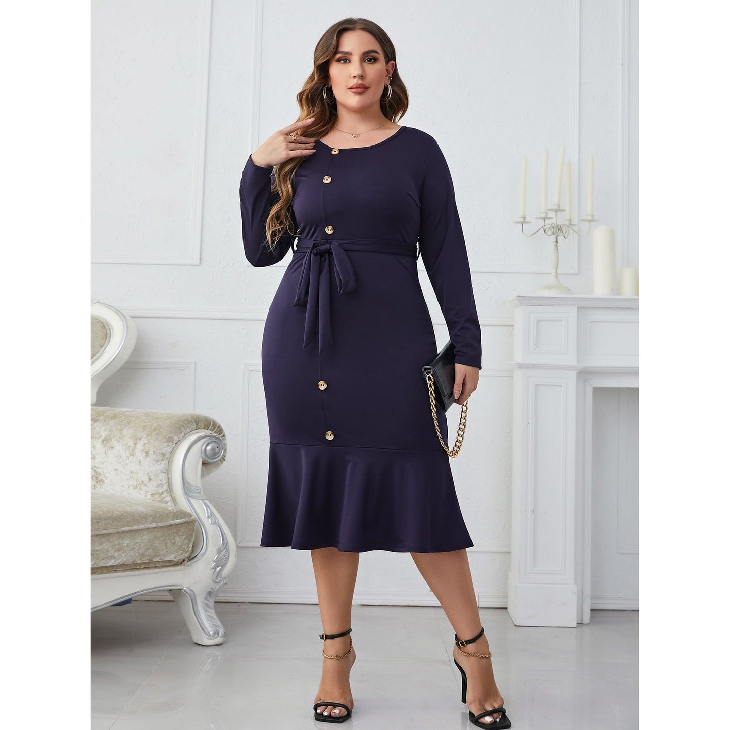 Buttoned Round Neck Midi Dress